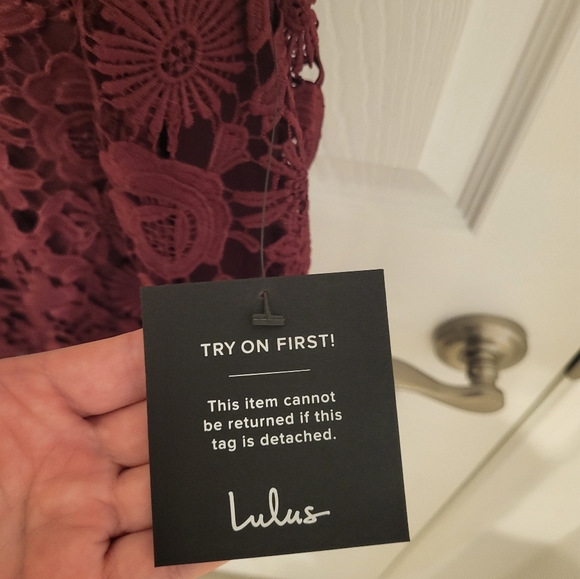 Lulus lace halter dress - Picture 2 of 4